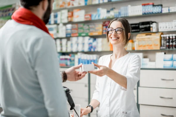 come diventare assistente di farmacia